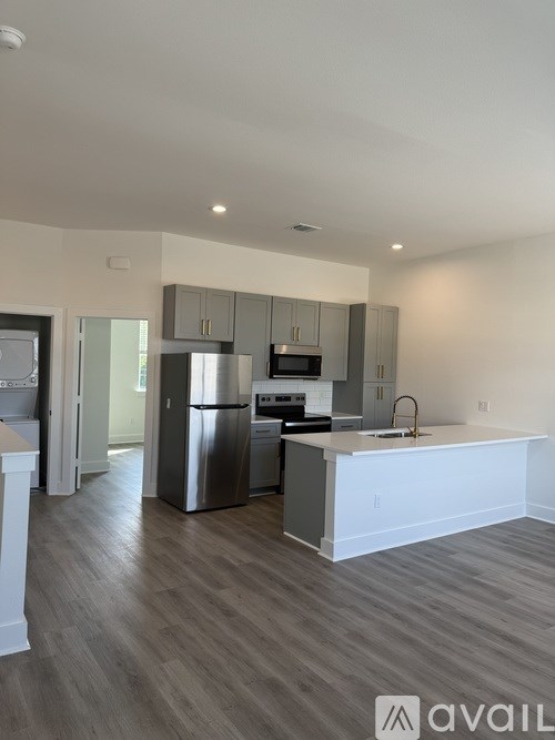 Source URL: https://prod-avail.s3.amazonaws.com/public_images/41513926/listing/IMG_6326.jpeg