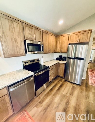 Source URL: https://prod-avail.s3.amazonaws.com/public_images/41513569/listing/IMG_0242.jpg