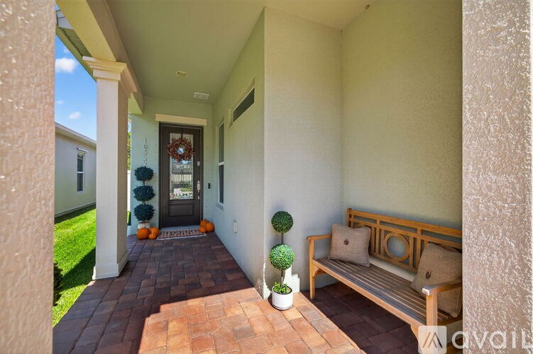 Source URL: https://prod-avail.s3.amazonaws.com/public_images/41513476/listing/IMG_8381.jpeg