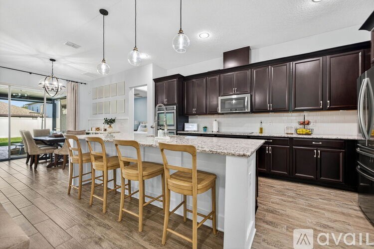 Source URL: https://prod-avail.s3.amazonaws.com/public_images/41513485/listing/IMG_8387.jpeg