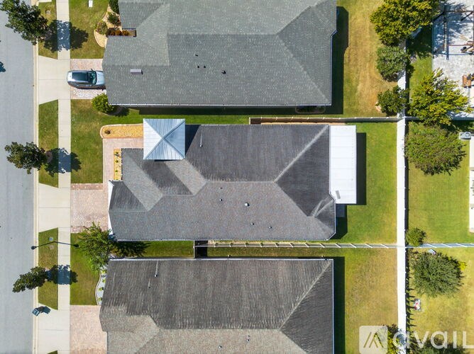 Source URL: https://prod-avail.s3.amazonaws.com/public_images/41513543/listing/IMG_8371.jpeg