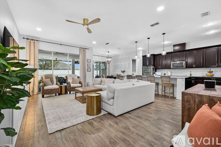 Source URL: https://prod-avail.s3.amazonaws.com/public_images/41513482/listing/IMG_8370.jpeg