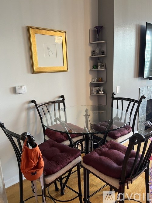 Source URL: https://prod-avail.s3.amazonaws.com/public_images/41513358/listing/IMG_1969.jpeg