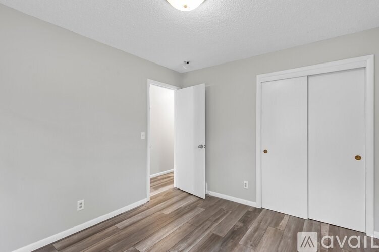 Source URL: https://prod-avail.s3.amazonaws.com/public_images/41509121/listing/20-web-or-mls-3519_Spain_Pl-13.jpg