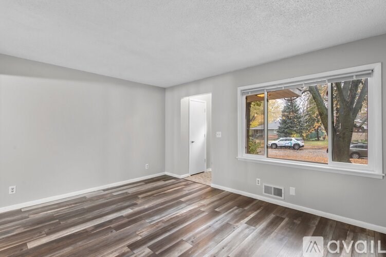 Source URL: https://prod-avail.s3.amazonaws.com/public_images/41509089/listing/7-web-or-mls-3519_Spain_Pl-59.jpg