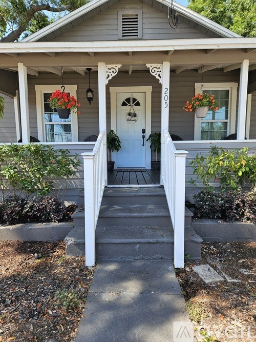 Source URL: https://prod-avail.s3.amazonaws.com/public_images/41512035/listing/20240424_155703.jpg