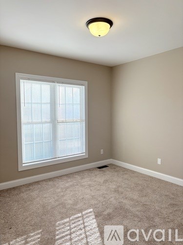 Source URL: https://prod-avail.s3.amazonaws.com/public_images/41511905/listing/IMG_0851.JPG