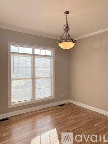 Source URL: https://prod-avail.s3.amazonaws.com/public_images/41511901/listing/IMG_0867.JPG