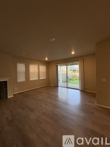 Source URL: https://prod-avail.s3.amazonaws.com/public_images/41511794/listing/IMG_3331.jpg