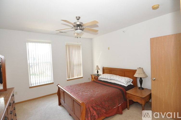 Source URL: https://prod-avail.s3.amazonaws.com/public_images/41511302/listing/DSC_0134.JPG