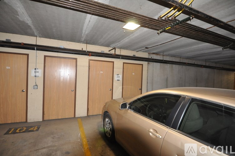 Source URL: https://prod-avail.s3.amazonaws.com/public_images/41511324/listing/DSC_0141.JPG