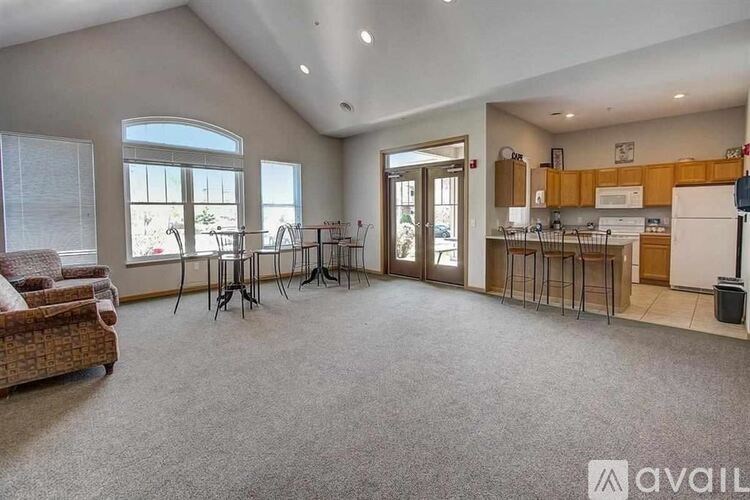 Source URL: https://prod-avail.s3.amazonaws.com/public_images/41511291/listing/community_room1.jpeg