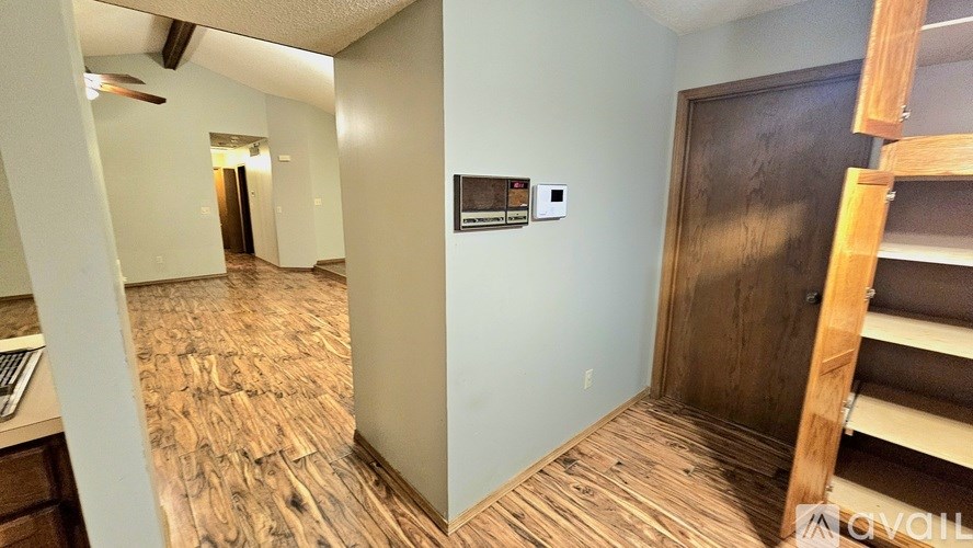 Source URL: https://prod-avail.s3.amazonaws.com/public_images/41511212/listing/20251019_191717.jpg