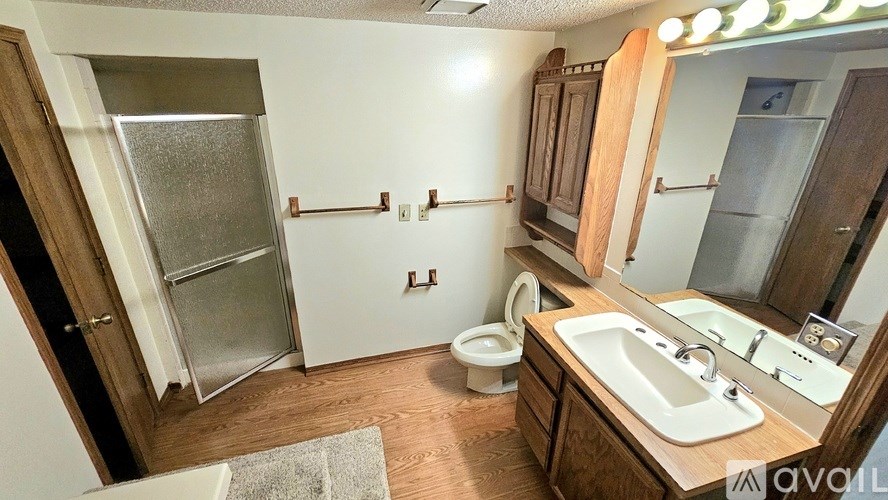 Source URL: https://prod-avail.s3.amazonaws.com/public_images/41511210/listing/20251019_191931.jpg