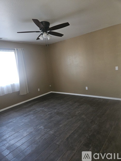 Source URL: https://prod-avail.s3.amazonaws.com/public_images/41510305/listing/1000015633.jpg