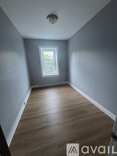 Source URL: https://prod-avail.s3.amazonaws.com/public_images/41510361/listing/F008F4AD-0034-4B2B-8A76-FCE6CDC1543A.JPG