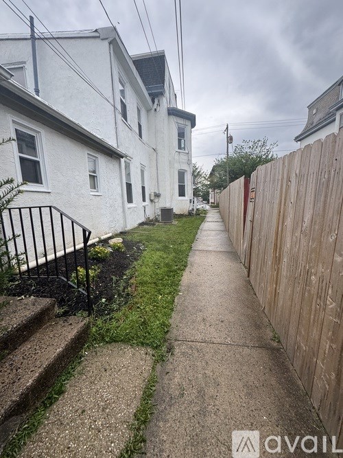 Source URL: https://prod-avail.s3.amazonaws.com/public_images/41510366/listing/IMG_8416_(1).jpg