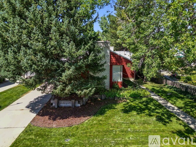 Source URL: https://prod-avail.s3.amazonaws.com/public_images/41513212/listing/Ext_front_elevated_view.jpg