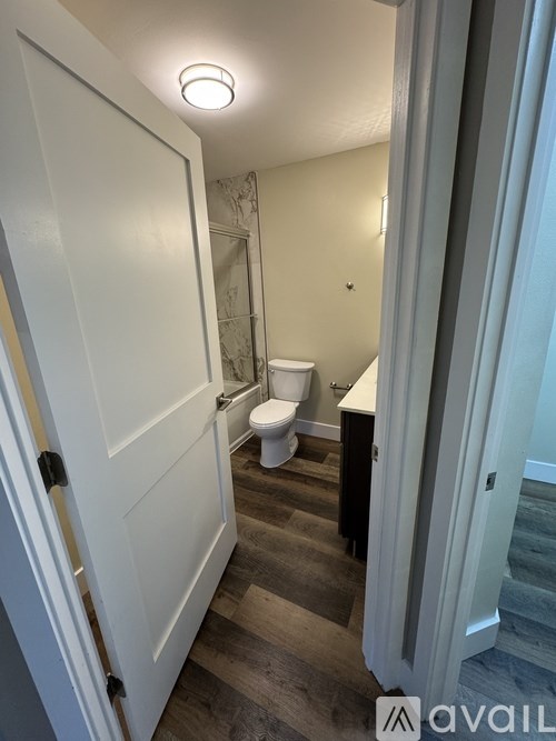 Source URL: https://prod-avail.s3.amazonaws.com/public_images/41511466/listing/IMG_2964.jpeg