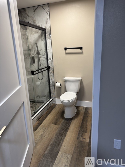 Source URL: https://prod-avail.s3.amazonaws.com/public_images/41511470/listing/IMG_2992.jpeg