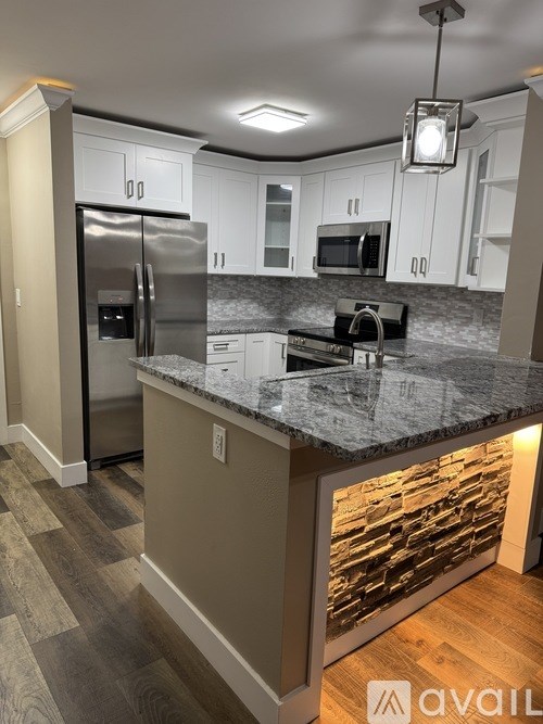 Source URL: https://prod-avail.s3.amazonaws.com/public_images/41511583/listing/IMG_2989.jpeg