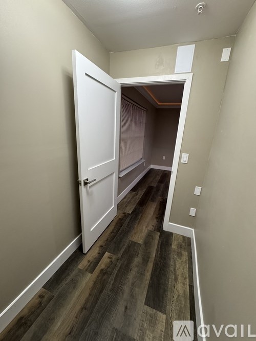 Source URL: https://prod-avail.s3.amazonaws.com/public_images/41511627/listing/IMG_3003.jpeg