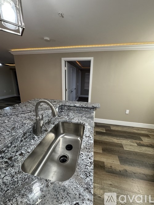 Source URL: https://prod-avail.s3.amazonaws.com/public_images/41511633/listing/IMG_3008.jpeg