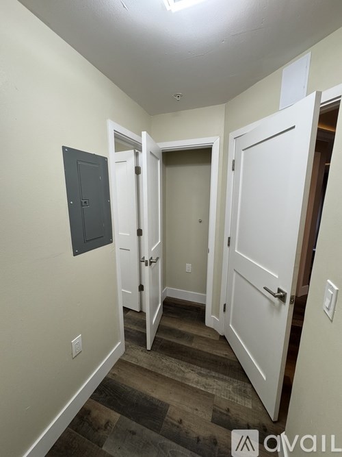 Source URL: https://prod-avail.s3.amazonaws.com/public_images/41511459/listing/IMG_2961.jpeg