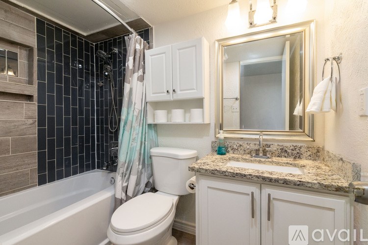 Source URL: https://prod-avail.s3.amazonaws.com/public_images/41509845/listing/026_864-Warwick-Dr-Plano-TX--75023.jpg