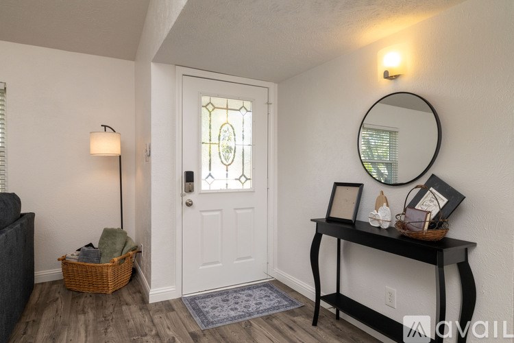 Source URL: https://prod-avail.s3.amazonaws.com/public_images/41509792/listing/004_864-Warwick-Dr-Plano-TX--75023.jpg