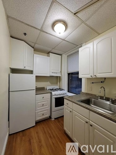 Source URL: https://prod-avail.s3.amazonaws.com/public_images/41509763/listing/364_Riverway__3_Boston_(Mission_Hill)_Unit_Photo_2.jpeg