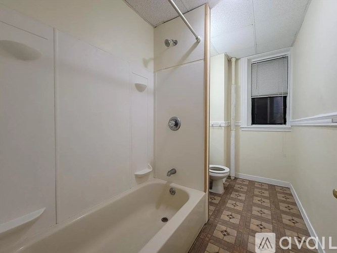 Source URL: https://prod-avail.s3.amazonaws.com/public_images/41509764/listing/364_Riverway__3_Boston_(Mission_Hill)_Unit_Photo_6.jpeg