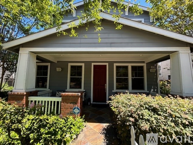 Source URL: https://prod-avail.s3.amazonaws.com/public_images/41509695/listing/front_entry.JPEG