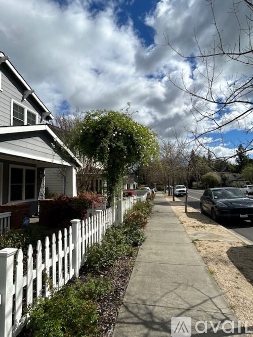 Source URL: https://prod-avail.s3.amazonaws.com/public_images/41509694/listing/front_walkway.jpg