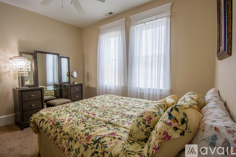 Source URL: https://prod-avail.s3.amazonaws.com/public_images/41509586/listing/38753735_20240410--13.jpg