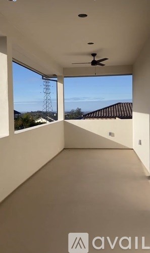 Source URL: https://prod-avail.s3.amazonaws.com/public_images/41509367/listing/IMG_8995.jpeg