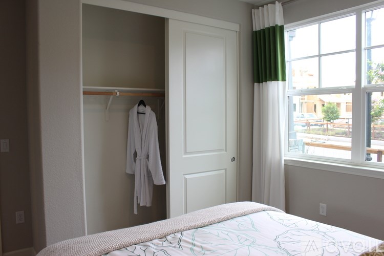 Source URL: https://prod-avail.s3.amazonaws.com/public_images/41509363/listing/IMG_2622.JPG