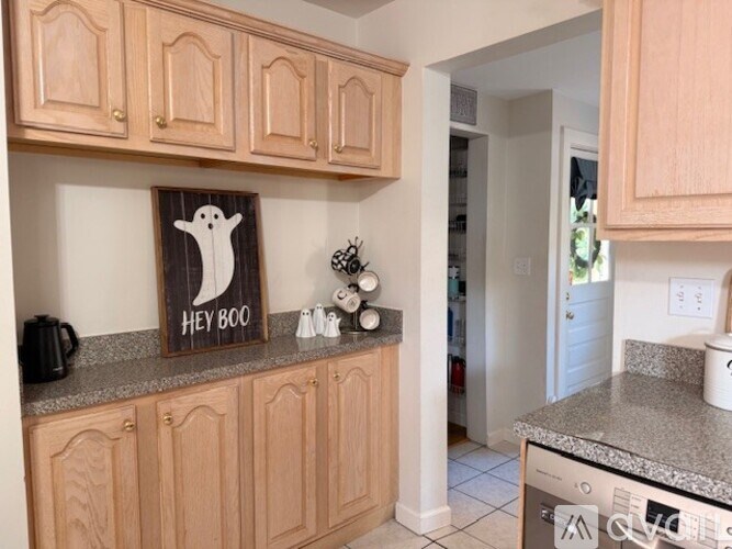 Source URL: https://prod-avail.s3.amazonaws.com/public_images/41515142/listing/5.jpg