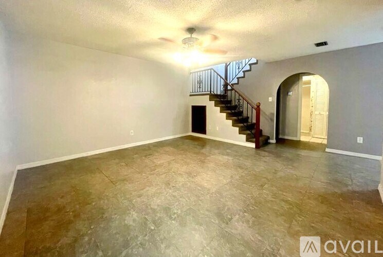 Source URL: https://prod-avail.s3.amazonaws.com/public_images/41509022/listing/living_room_from_corner.jpg