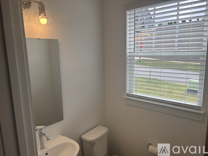 Source URL: https://prod-avail.s3.amazonaws.com/public_images/41508967/listing/IMG_2656.jpeg