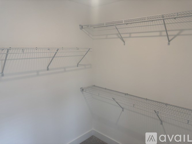 Source URL: https://prod-avail.s3.amazonaws.com/public_images/41508963/listing/IMG_2666.jpeg