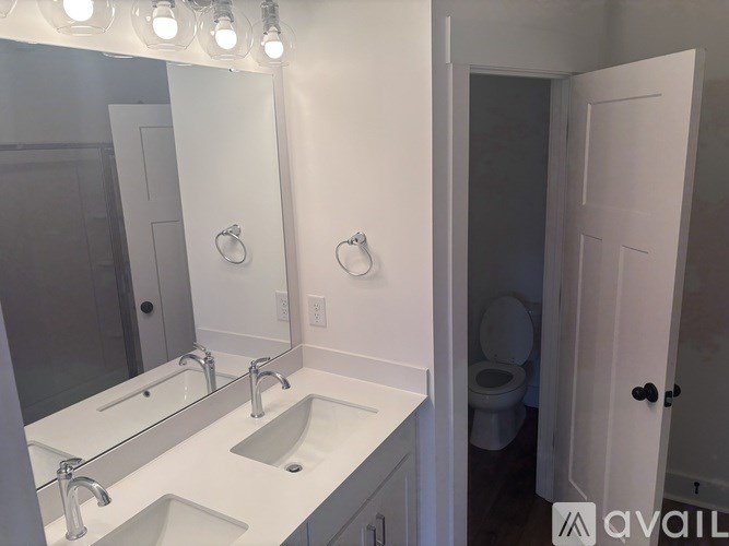 Source URL: https://prod-avail.s3.amazonaws.com/public_images/41508972/listing/IMG_2668.jpeg