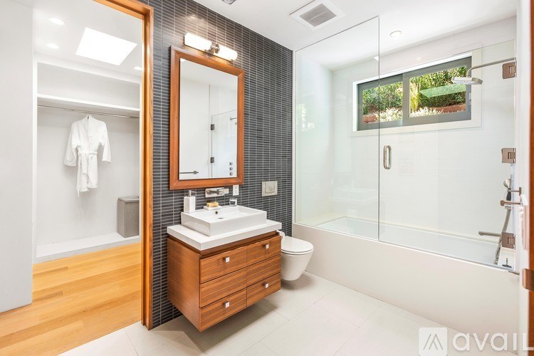 Source URL: https://prod-avail.s3.amazonaws.com/public_images/41508983/listing/46.jpg