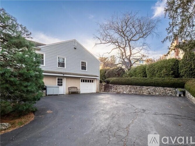 Source URL: https://prod-avail.s3.amazonaws.com/public_images/41509245/listing/Savian.jpeg