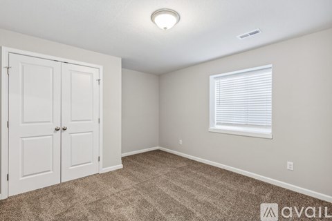 Source URL: https://prod-avail.s3.amazonaws.com/public_images/41508731/listing/10603_E_Kinkaid_Cir_Wichita_KS-print-022-017-IMG_1282-4200x2800-300dpi_(1).jpg