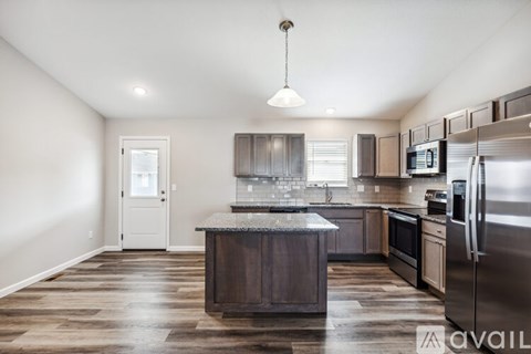 Source URL: https://prod-avail.s3.amazonaws.com/public_images/41508809/listing/10603_E_Kinkaid_Cir_Wichita_KS-print-007-004-IMG_1207-4200x2800-300dpi_(1).jpg