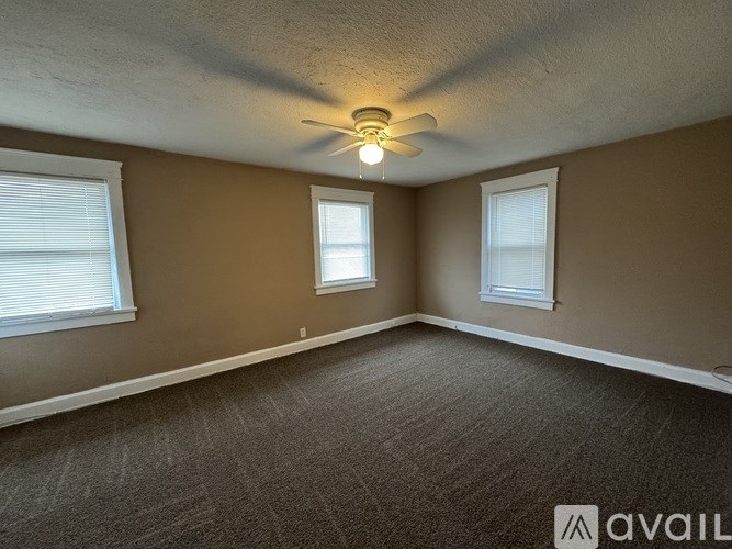 Source URL: https://prod-avail.s3.amazonaws.com/public_images/41508466/listing/41940593_IMG_4015.jpeg