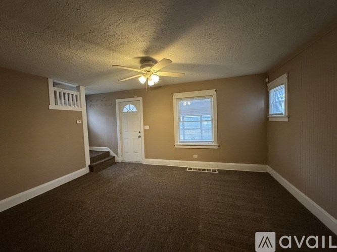 Source URL: https://prod-avail.s3.amazonaws.com/public_images/41508460/listing/41940583_IMG_4006.jpeg