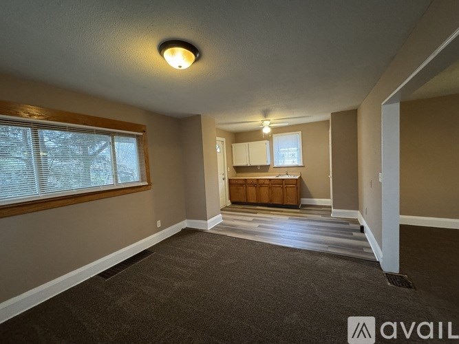 Source URL: https://prod-avail.s3.amazonaws.com/public_images/41508461/listing/41940587_IMG_4009.jpeg