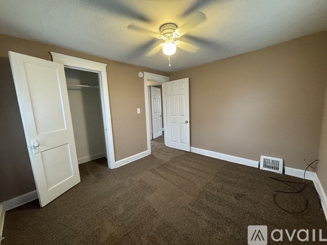 Source URL: https://prod-avail.s3.amazonaws.com/public_images/41508462/listing/41940592_IMG_4014.jpeg